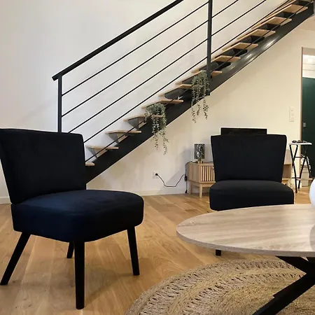 Renaissance 아파트 *